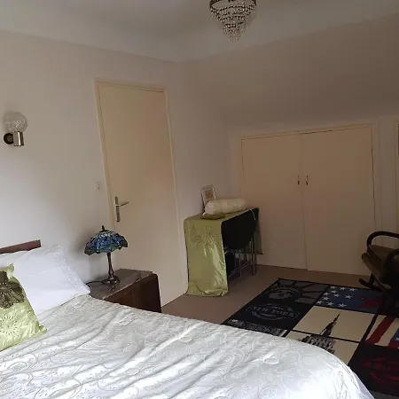 Bed & Breakfast Renard Retreat *